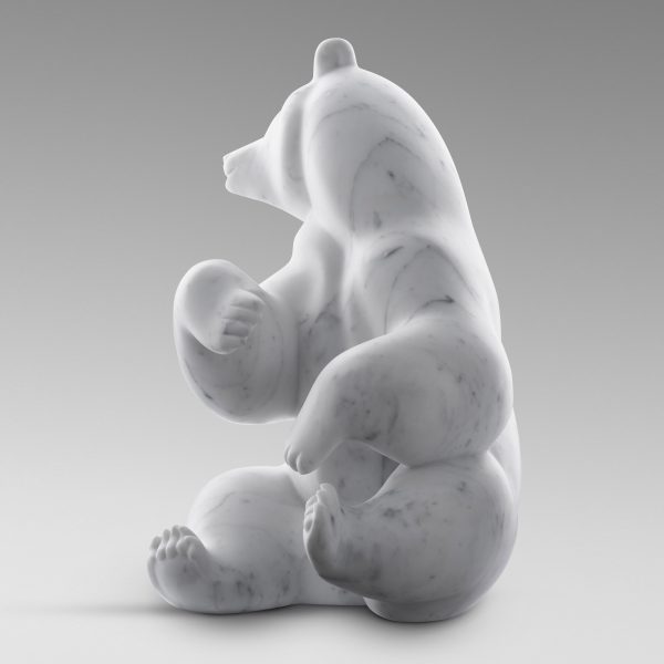 Picture of a marble sculpture representing a bear made by artist Michel Bassompierre, currently on show at Galerie Montmartre, Paris, France